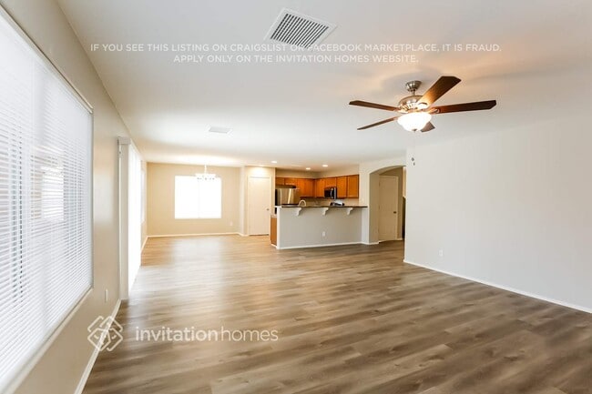 Foto del edificio - 7218 W Globe Ave