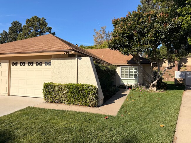 Building Photo - Highly updated Coronado II model in Leisure Village