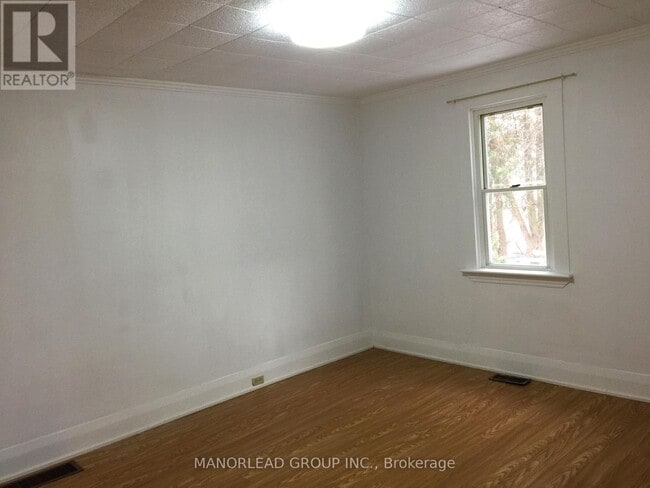 Building Photo - 838 Trivetts Rd