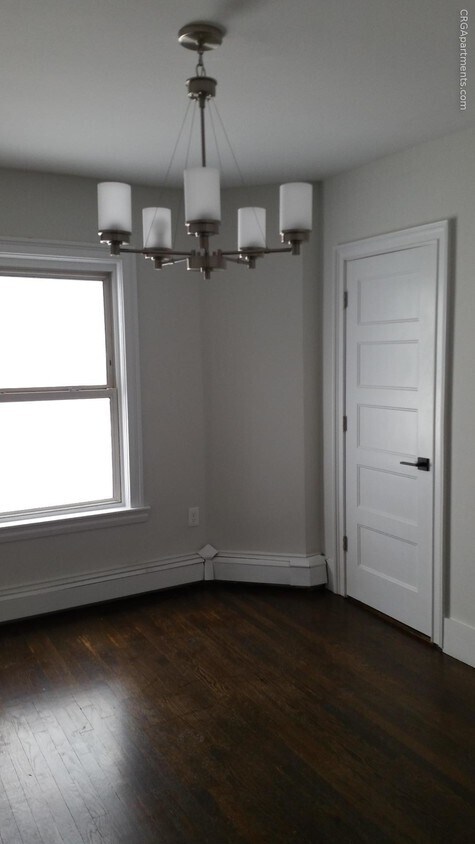 Foto del edificio - 1556 Cambridge St