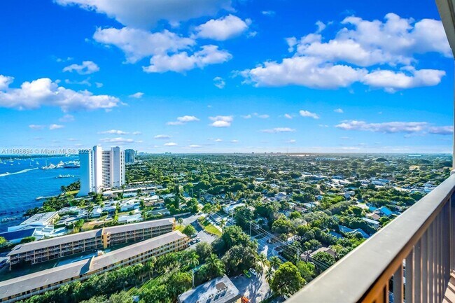 Foto del edificio - 5600 N Flagler Dr