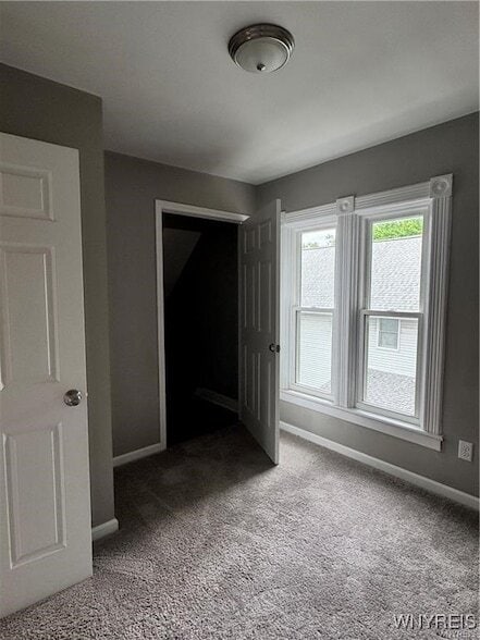 Building Photo - 260 Chestnut St