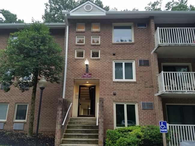 Building 300 entrance - 300 Campbell Cir