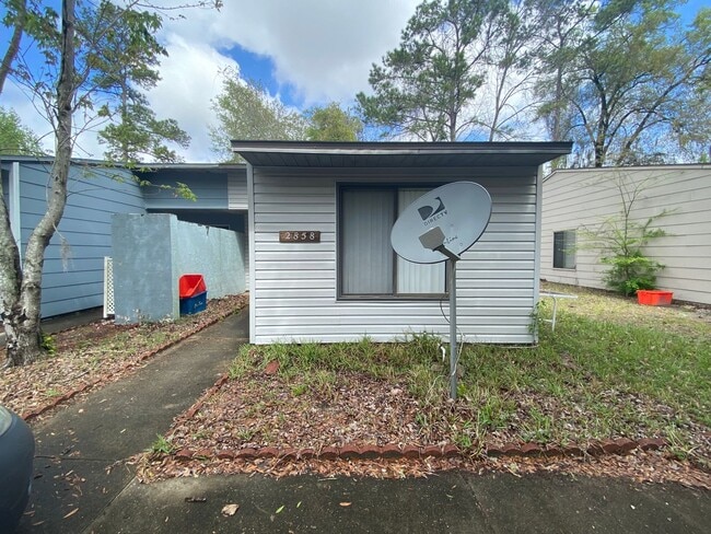 Foto del edificio - 2 Bedroom 2 Bathroom - Serenola Manor