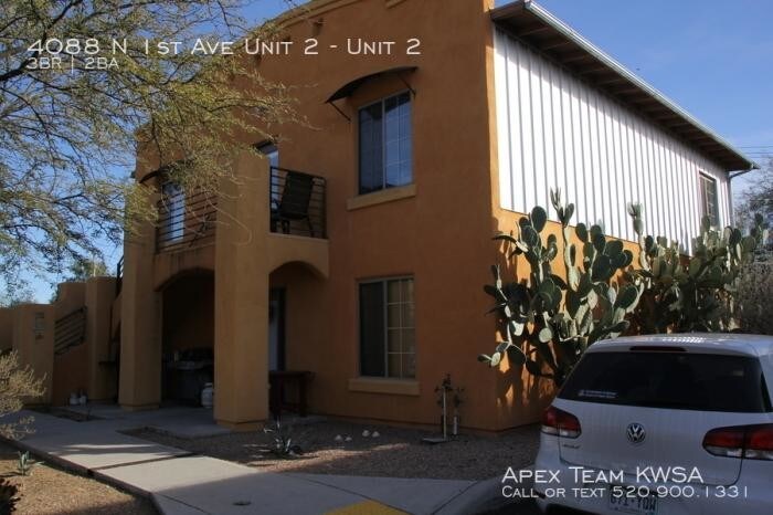 Foto principal - 3 bedroom in Tucson AZ 85719