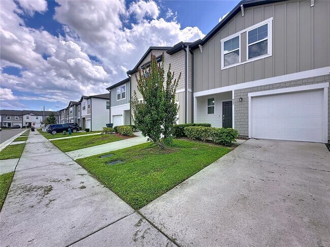 Foto del edificio - 927 Reserve Pl