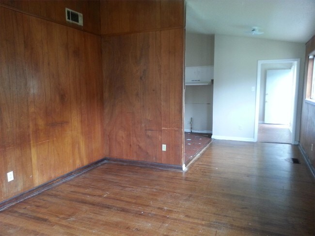 Foto del edificio - 3443 Rockwood Ave