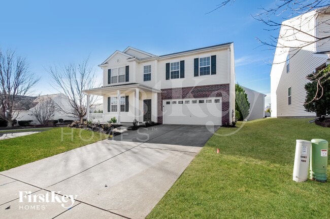 Building Photo - 7421 Lamplighter Close Dr