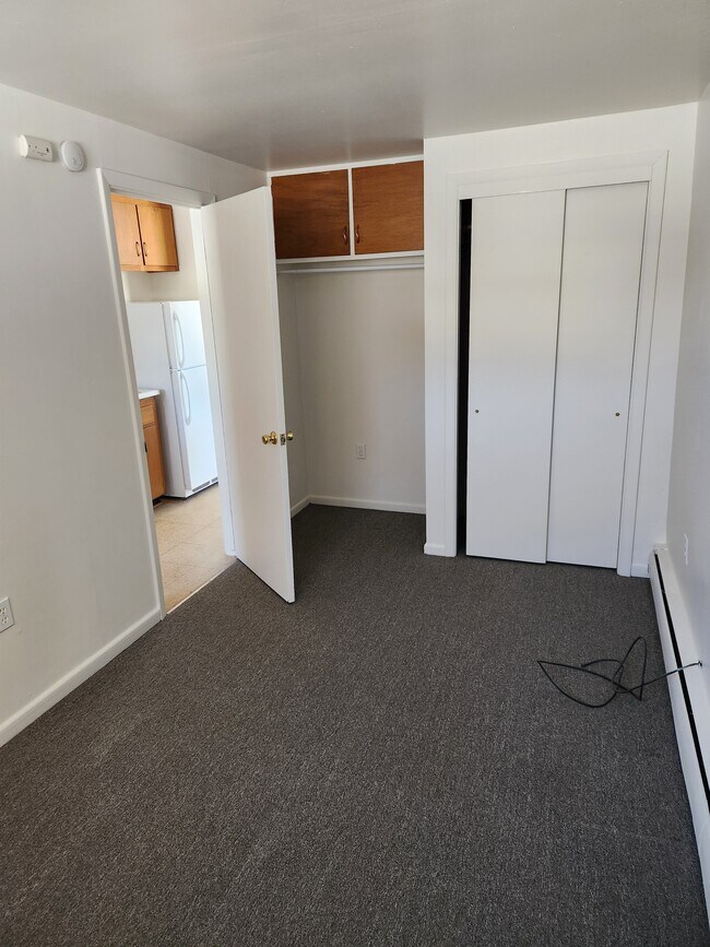 dormitorio - 116 W High St