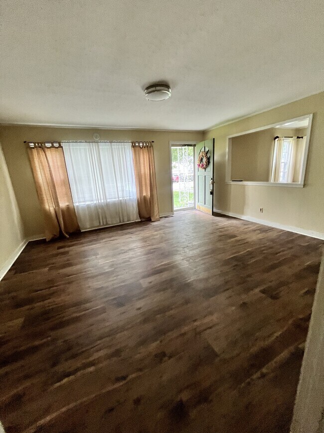 Foto del edificio - 621 N 28th Ave