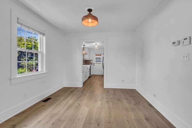 Foto del edificio - Beautiful Inglewood Stone Cottage, just 2 ...