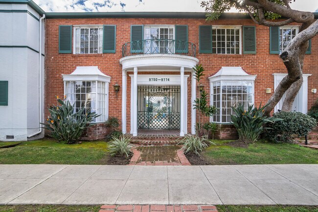 Building Photo - 9754 W Olympic Blvd