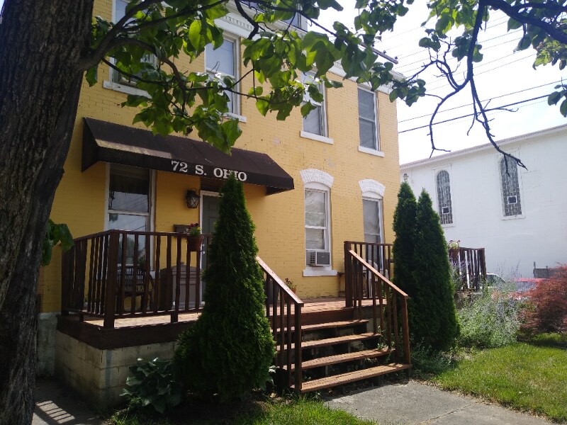 Primary Photo - 72 S Ohio Ave