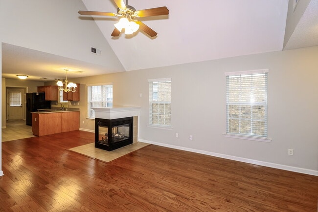 Building Photo - 8595 Griffin Park Dr