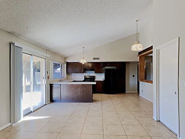 Foto del edificio - 3140 W Danbury Dr