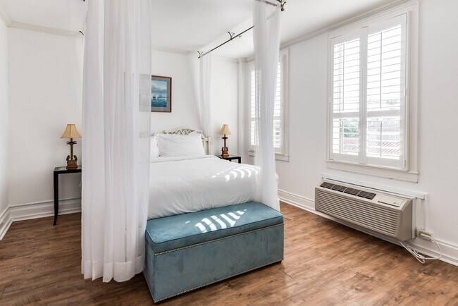 Foto del edificio - 235  Sunrise Avenue 3005 Palm Beach Fl 33480