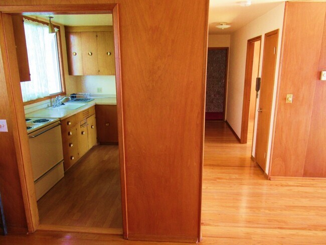 Hall & Kitchen - 3300 Beach Dr SW