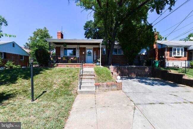 Building Photo - 6924 Emerson St