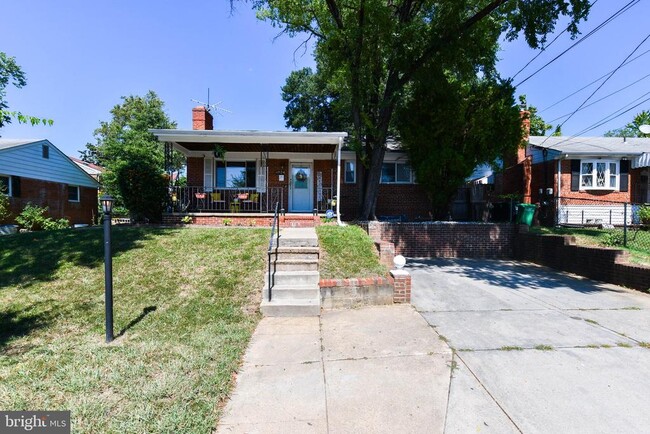 Foto del edificio - 6924 Emerson St
