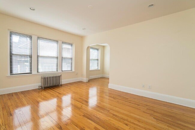 Foto del edificio - 123 Highland Ave