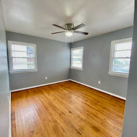 Building Photo - 5423 Ave D