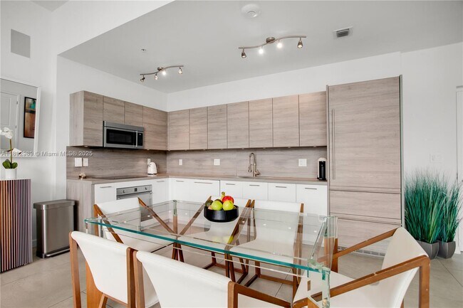 Foto del edificio - 400 Sunny Isles Blvd