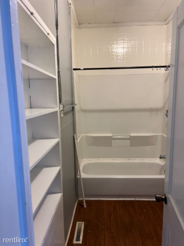 Foto del edificio - 2 br, 1 bath House - 37 Railroad St