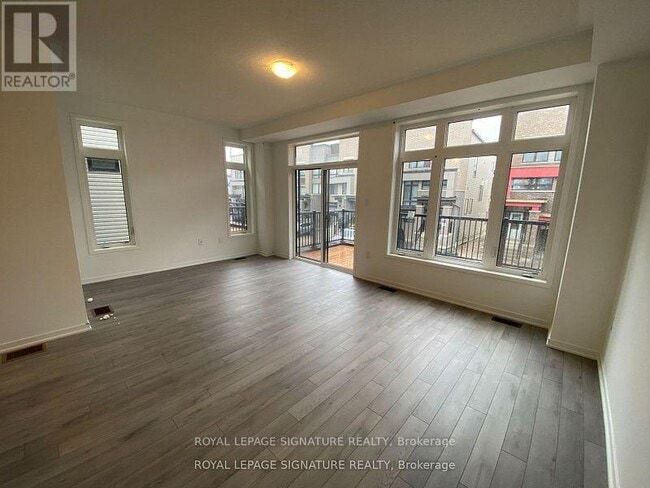Building Photo - 785 Conlin Rd E