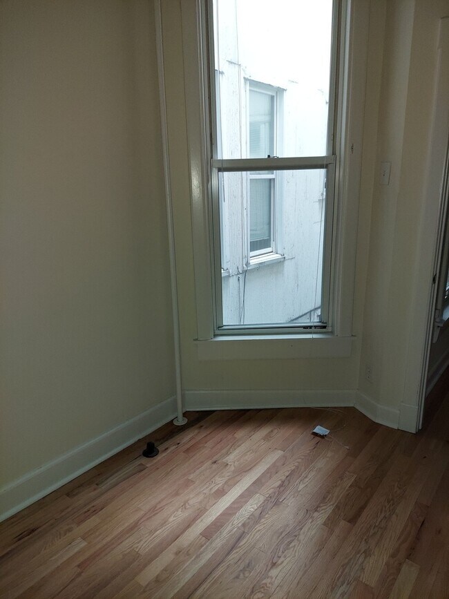 Foto del edificio - 3249 N Broadway