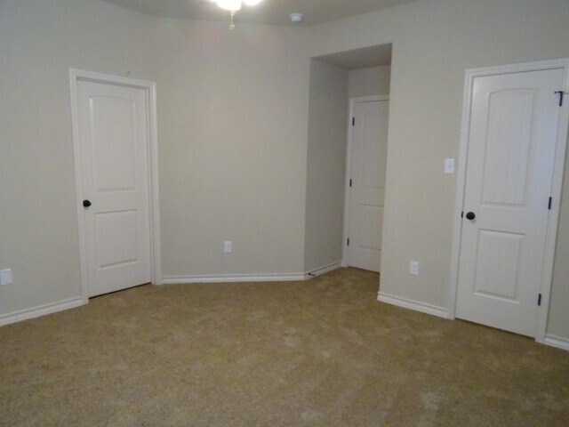 Building Photo - 6606 Mia Way
