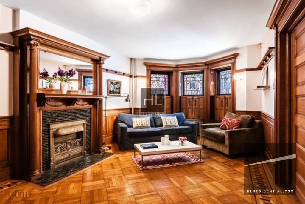Primary Photo - 247 Stuyvesant Ave