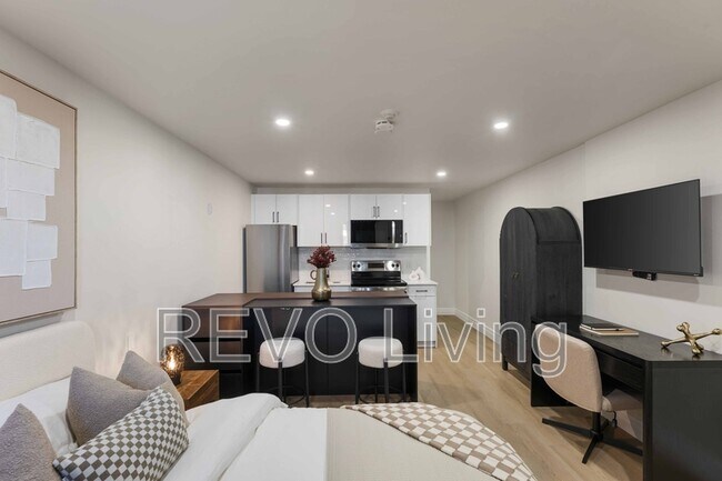 Photo du bâtiment - 7800 Lundy's Ln