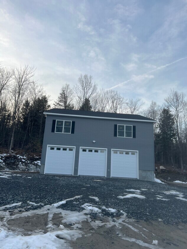 Building Photo - 203 McGrath Pond Rd