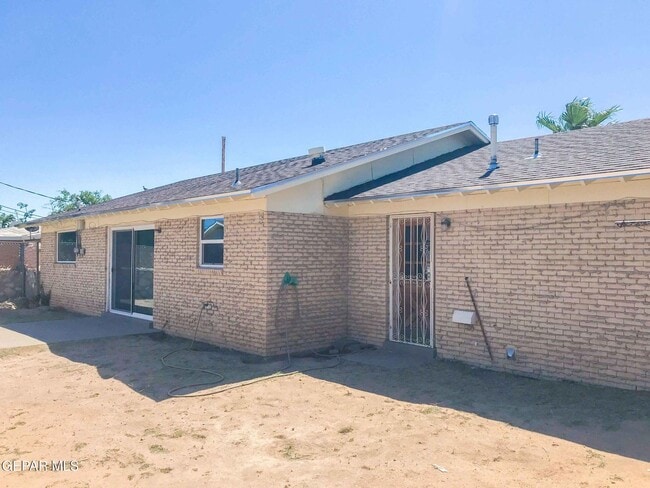 Building Photo - 3032 Orkney Rd