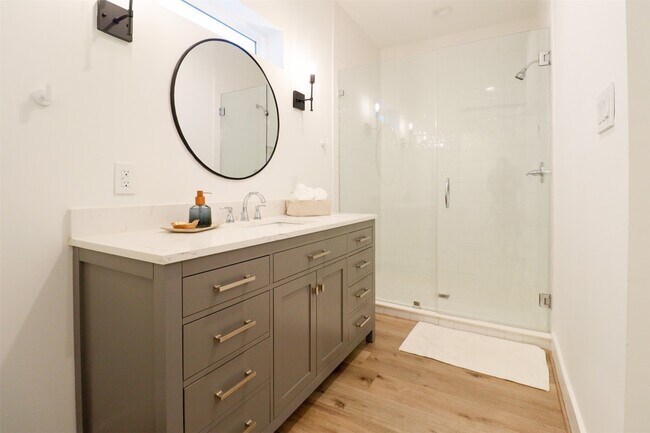 Foto del edificio - 3824 Fulton St