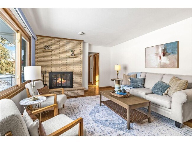 Foto del edificio - 6015 Aspen Rd