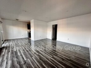 Building Photo - 7546 Norton Ave