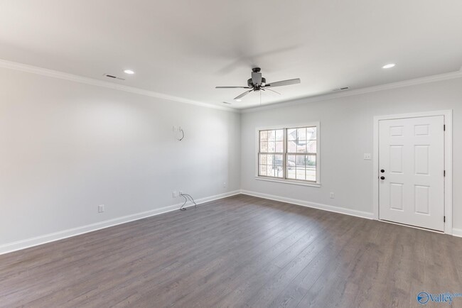 Building Photo - 3711 Colorado Ct SW