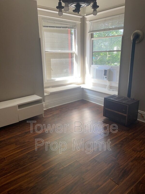 Building Photo - 1710 1/2 16th St