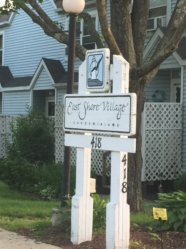 418 Woodward Ave, New Haven, CT 06512 Condo for Rent in New Haven, CT