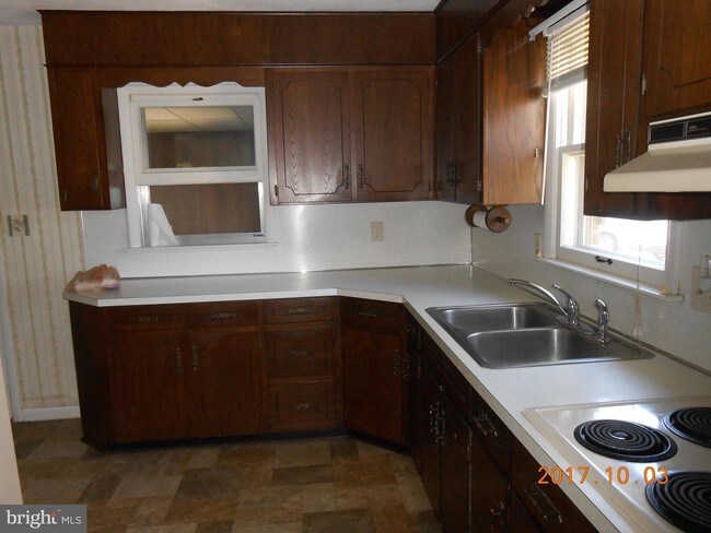 Building Photo - 292 Cherry Ln Dr