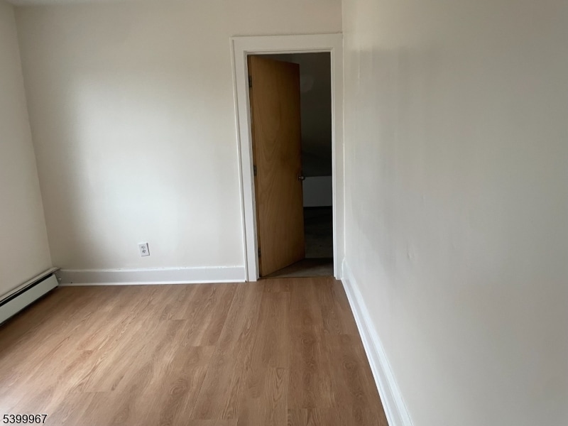 Building Photo - 87 Butler St