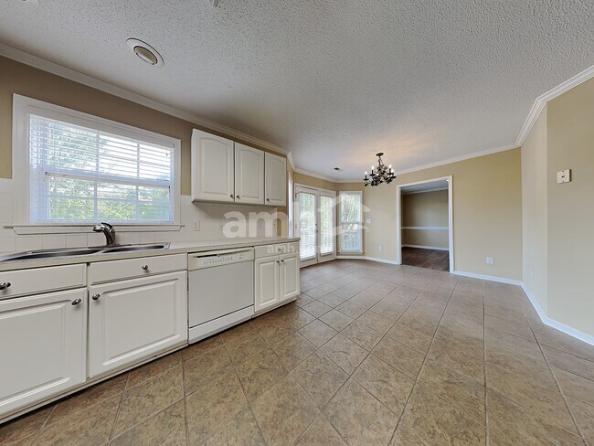 Building Photo - 4465 Greenfield Way Dr