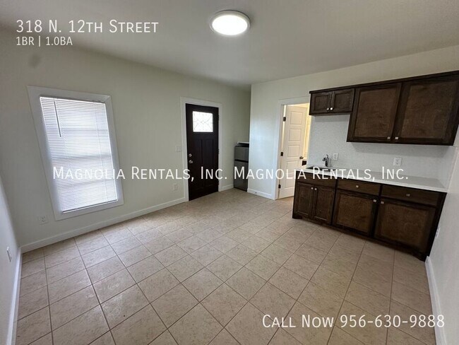 Foto del edificio - 318 N 12th St
