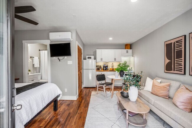 Foto del edificio - 4952 Polk St