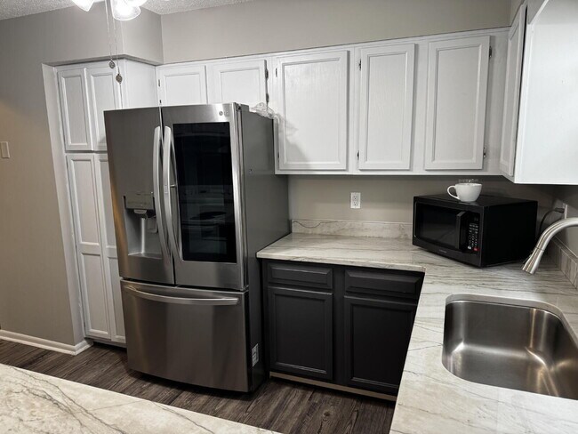 Foto del edificio - 408 Adam St NW