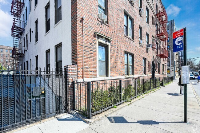 Foto del edificio - 41-53 Hampton St