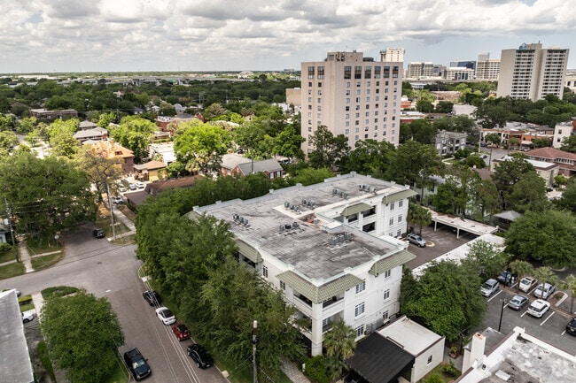 Building Photo - Chelsea-Riverside Condo
