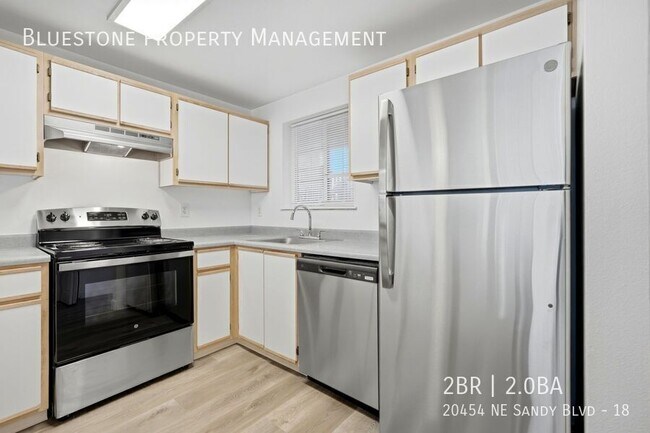 Foto del edificio - 20454 NE Sandy Blvd