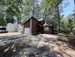 Building Photo - 374 Wilder Dr